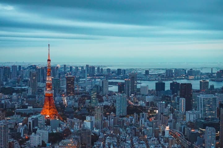 vista aerea desde donde se ve la tokyo tower - weroad