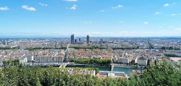 vista aerea de la ciudad de lyon en francia