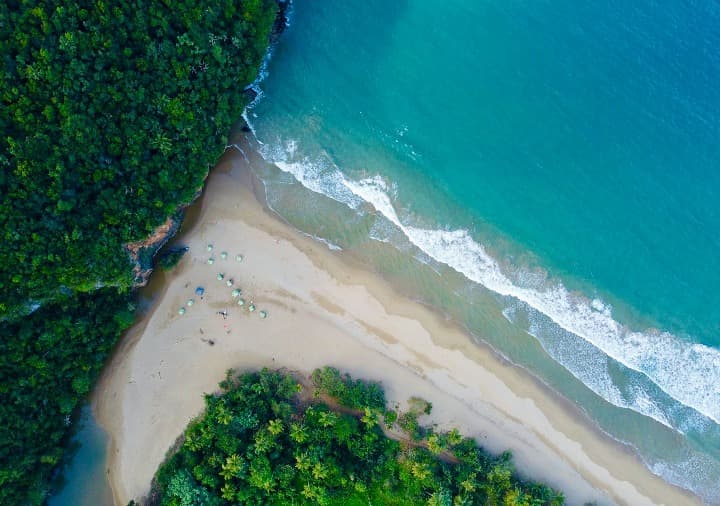 playa el valle de samaná en republica dominicana
