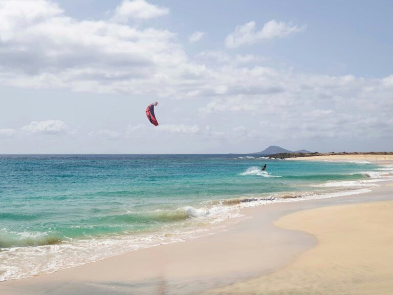 playa en isla de sal, algo que ver en cabo verde