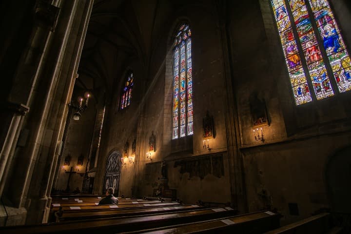 interior de una inglesia en Cluj Napoca, rumania