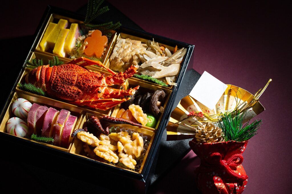 Caja Jubako con comida ceremonial Osechi Ryori.